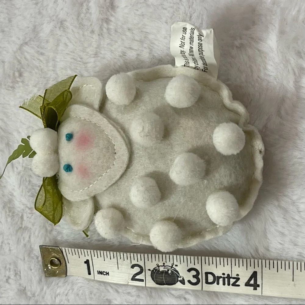 Felt Decorative Sheep Lamb Pin Cushion Vintage